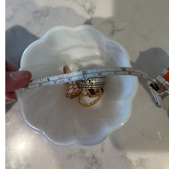 vintage milk glass punch cups 2 Hazel-Atlas Glass Company's Alpine White Swirl - Picture 6 of 7